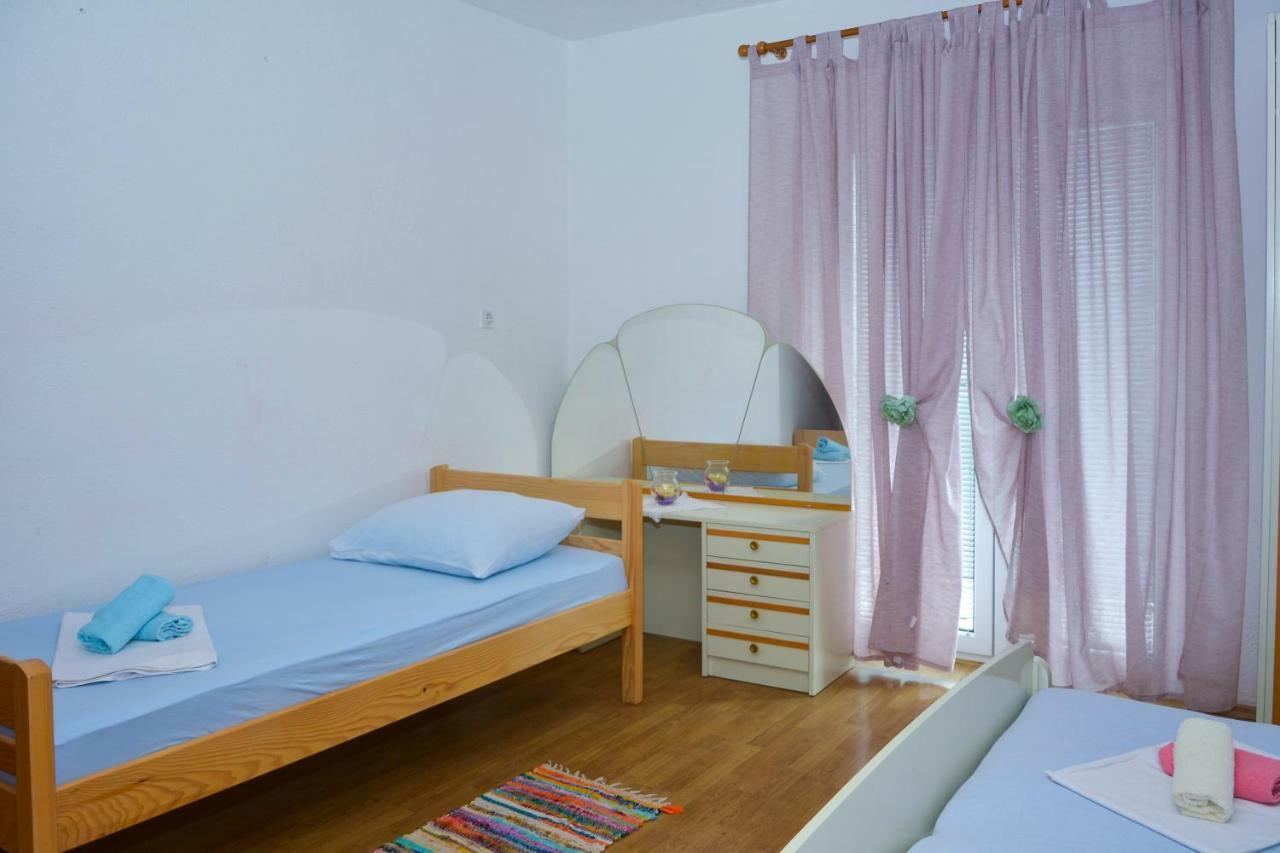 Appartamento Luca Senj  Esterno foto